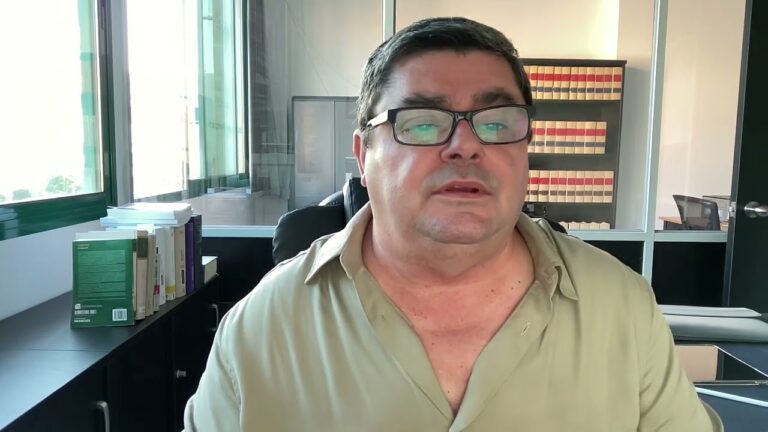 El Derecho a la Educación: Pilar Fundamental en España