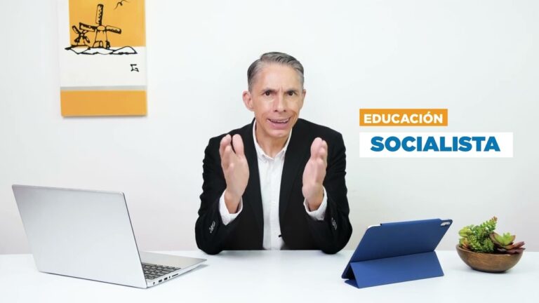Profesionalizaci&oacute;n Docente y Derecho a la Educaci&oacute;n en Espa&ntilde;a